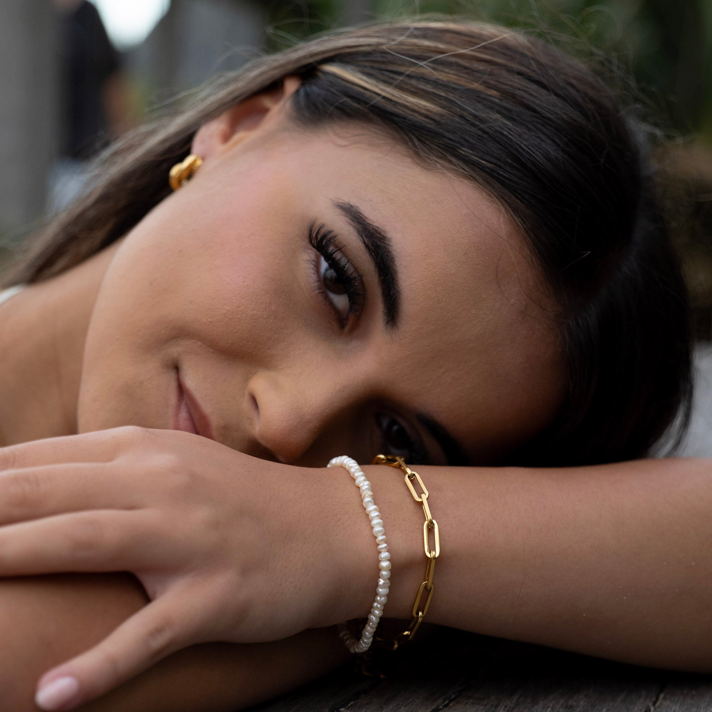Waterproof gold paperclip chain bracelet paired with pearls