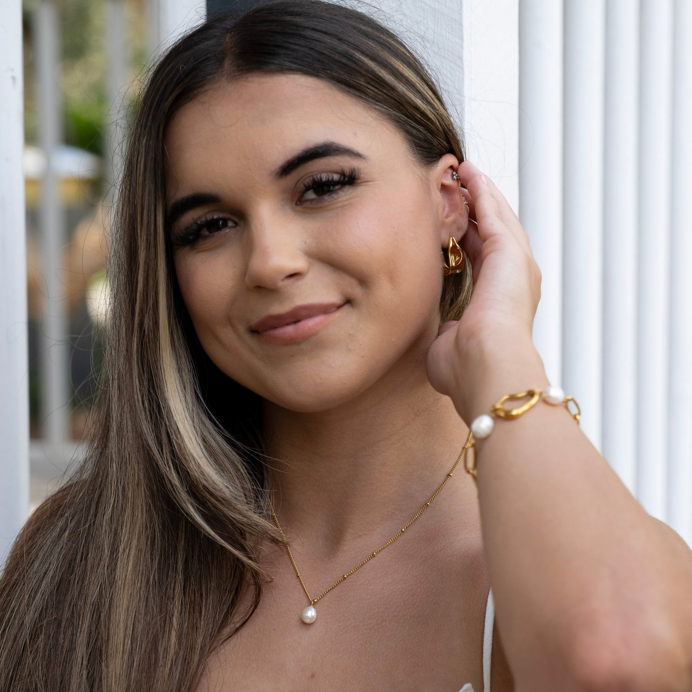 Minimal gold necklace with single pearl charm, durable PVD-coated stainless steel jewellery for everyday wear