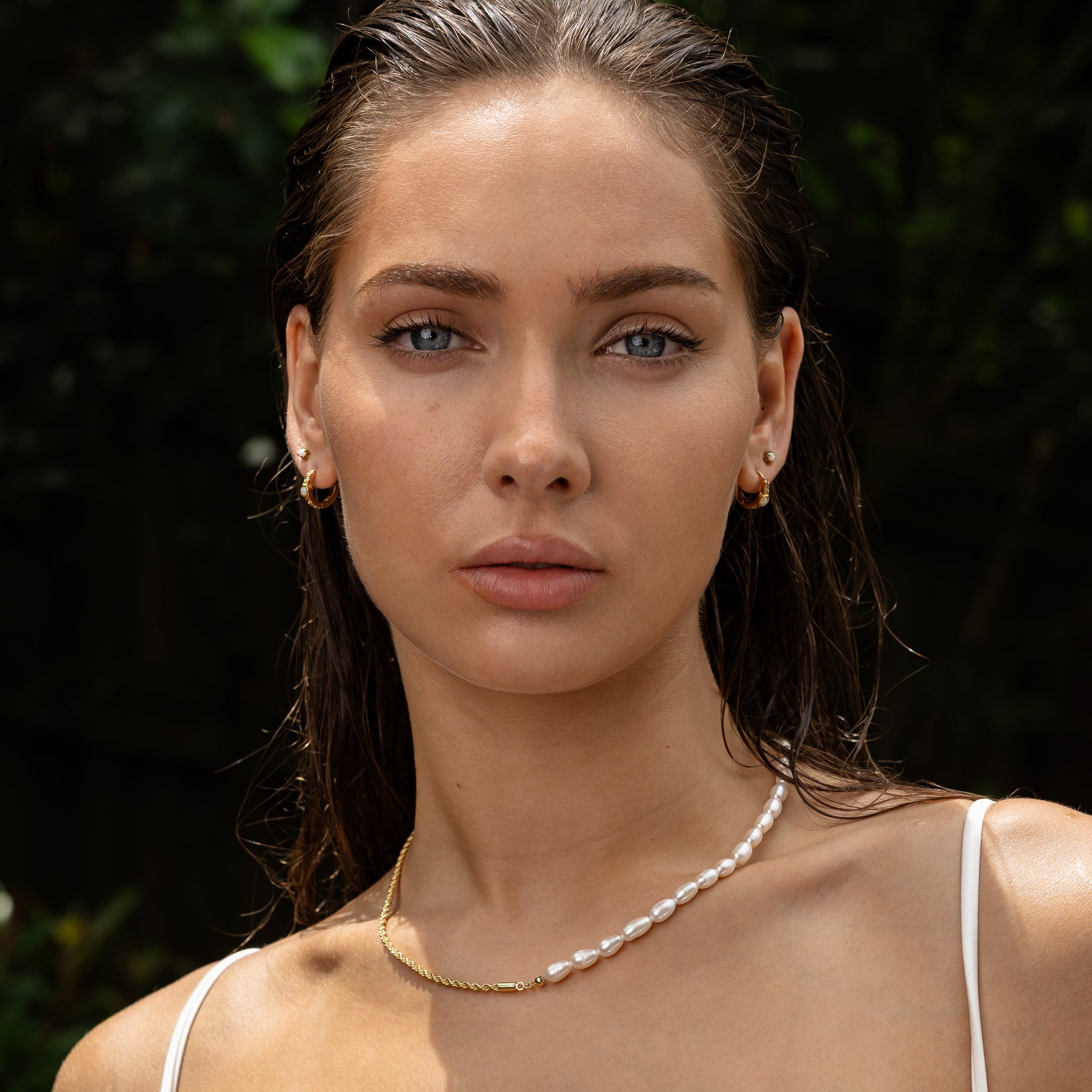 Model wearing Maris Necklace – waterproof pearl jewellery