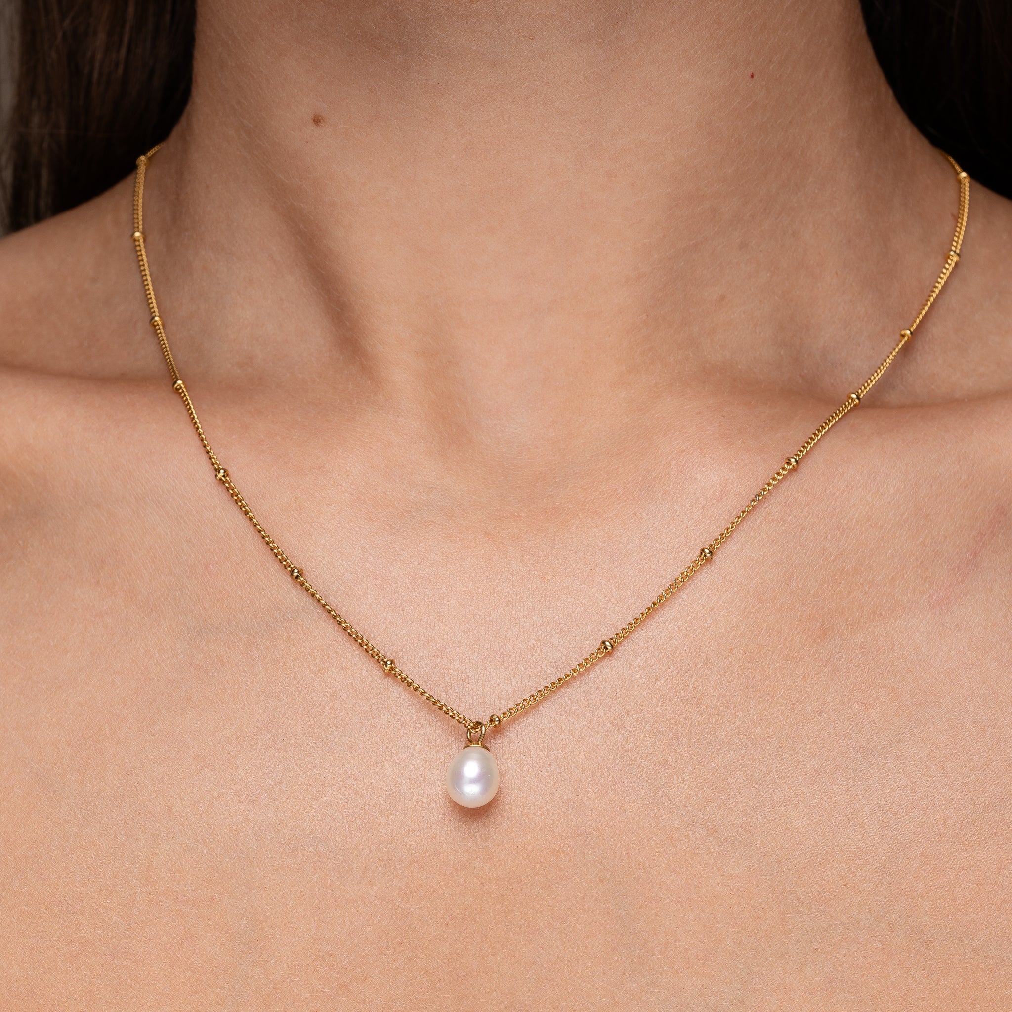 Nera Necklace lifestyle shot – coastal style